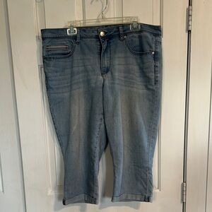 Faded Glory Size 16 Denim Capri